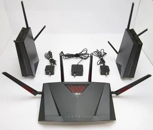 ASUS AC3100 WiFi Gaming Router (RT-AC88U), viene fornito con 2 nodi AiMesh (RP-AC1900) - Foto 1 di 8