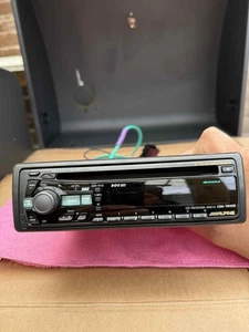 ALPINE CDA-7842R Car Radio Stereo Head Unit CD with 4V Pre-outs RDS BBE Tune Pro - Picture 1 of 9