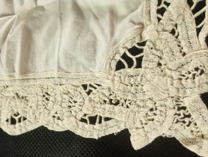 Ecru Doily Boutique Round Table Cloth 3 Sq Scarfs with Ivory Cotton Fabric Vtg - Picture 1 of 10