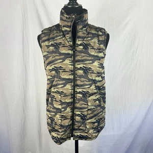 Michelle Mae Camo Puffer Vest Womens Medium Green Winter  - Picture 1 of 9