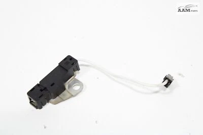 2016-2023 CHEVROLET MALIBU LEFT RADIO ANTENNA COIL CONTROL MODULE SENSOR OEM - Image 1 of 4