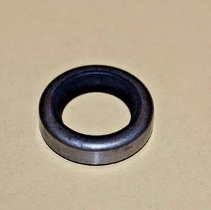 GM Linkage Manual Control Selector Shaft Seal TH200 200-4R TH350 TH400 700R4 - Picture 1 of 4