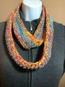  Bufanda infinita de ganchillo Sparkle Mandala Crux ~2 x 56 ~ ¡Preciosos colores! - Imagen 1 de 5