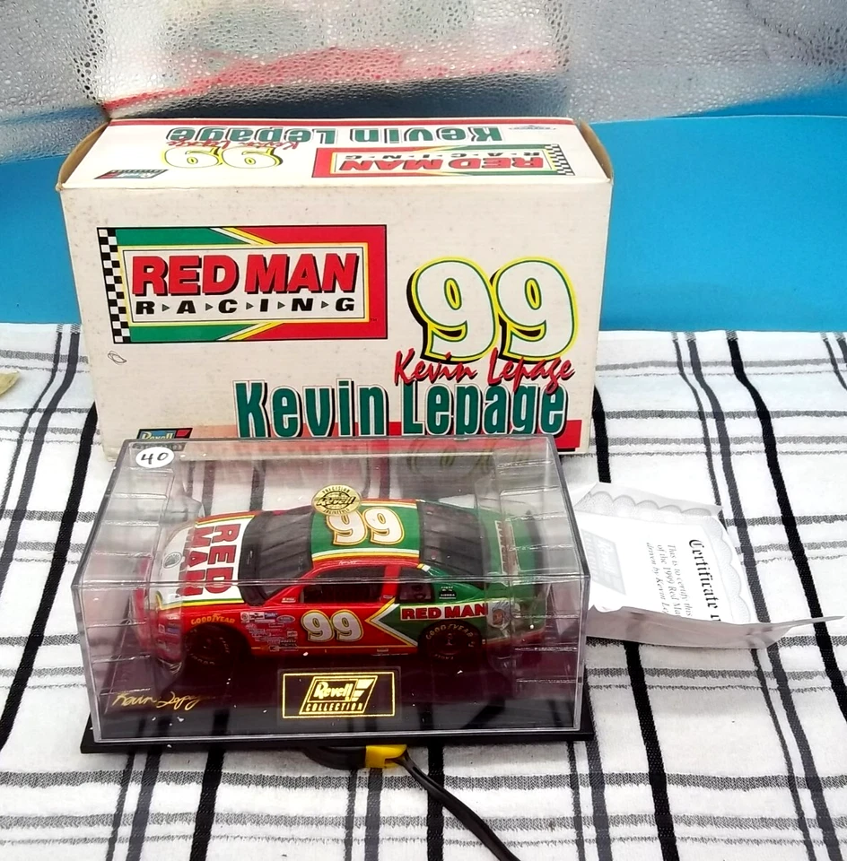 Kevin LePage 1999 Red Man Racing Monte Carlo 1:24 Revell NASCAR (KK-3) Foto 1 de 4