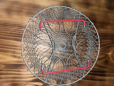 VTG/Retro/Farmhouse Metal Hanging Egg Basket Red Wax Handles 9” Cover