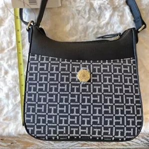 Tommy Hilfiger Leather Zip Crossbody Monogram Jacquard Bag Purse - New w Tags - Picture 1 of 5