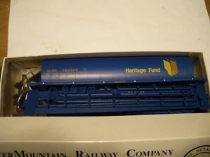 InterMountain: ALNX-05: Cylindrical Grain Car: Alberta Heritage (Actual Shipping - Foto 1 di 2
