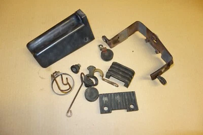 Suzuki GN 250 GN250 Juego de Soportes de Cuadro Soportes Fundas Batería Estuche Gomas Foto 1 de 4