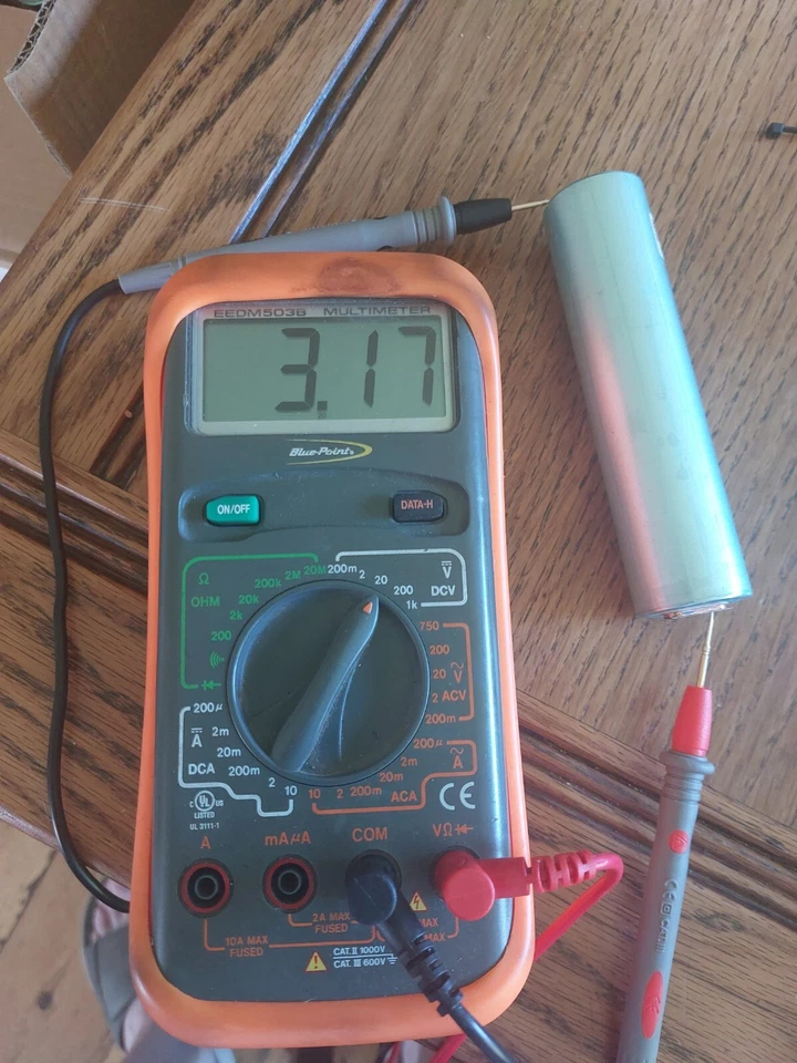 4 lithium iron phosphate battery cells - Image 1 of 1