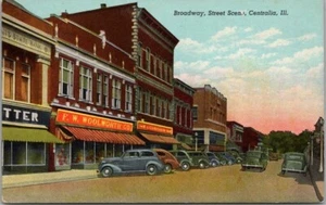 Centralia, Illinois Postcard "Broadway, Street Scene" Woolworth Store / Curteich - Picture 1 of 2