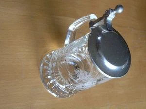 Golf vintage alemán ALWE grabado vidrio transparente cerveza tapa de peltre para hombre y mujer - Imagen 1 de 12