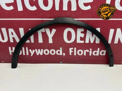 Land Rover Discovery 2017-2024 guardabarros delantero derecho apertura rueda moldura OEM Foto 1 de 4