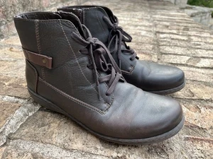 Clarks Collection Fianna Tara Brown Leather Ankle Boots Wool Lined Women's 10M - Picture 1 of 14