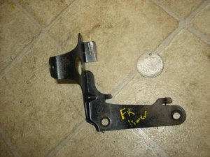 86 Honda TRX350 Fourtrax FR Front Right Lower Fender Stay - Bild 1 von 5