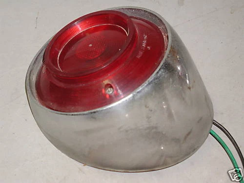 STUDEBAKER 62 Lark Station Wagon HAWK AVANTI LANTERNA TRASEIRA E MOLDURA 1962 63 - Imagem 1 de 1