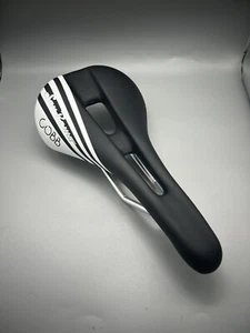 NEW! COBB San Remo Black/White Speed And Comfort Relief Triathlon Bike - Picture 1 of 4