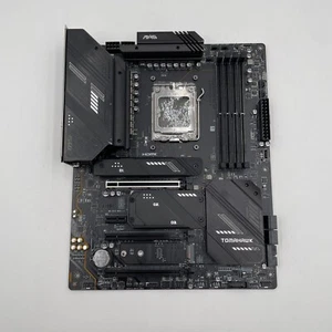MSI MAG X670E Tomahawk WiFi AMD AM5 DDR5 Wi-Fi 6E ATX Motherboard - READ - Picture 1 of 8