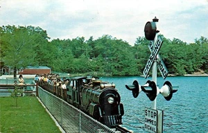 Postal del ferrocarril Gillette miniatura de Bristol Connecticut de la década de 1960 25-5769 - Imagen 1 de 2