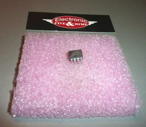 LF155J Motorola Operational Amplifier, 1 Func, 7000uV Offset-Max, CDIP8 - Picture 1 of 1