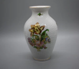 Florero Herend Printemps Ramo de Flores 5.5" Dorado Tejido de Cesta en Relieve (6J63) - Imagen 1 de 9