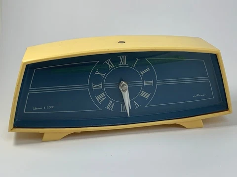 Vintage 1960s USSR Dial Mayak Mechanical Alarm Clock Soviet Battery Home Decor Cover