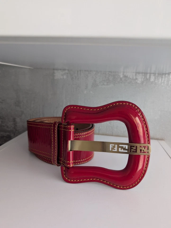 Fendi B Hebilla Borgoña Rojo Charol Vestido Ancho Top Blusa Cinturón 32" 95 cm Foto 1 de 4