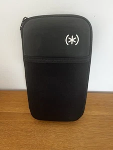 Étui de rangement pour câble de voyage - Photo 1/4
