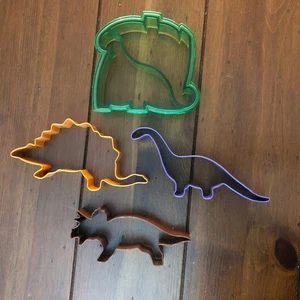 Dinosaur Cookie Food Sandwich Cutters Set Dino Shaped Candy Molds Baking FUN Art - Picture 1 of 7