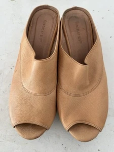 Chocolat Blu Wind camel hellbraun Leder Peeptoe Plateau Keilabsatz Slipper Sandalen 10 M - Bild 1 von 13