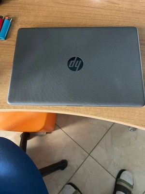 HP Notebook 2024 Ryzen 5 5500U 6 Core 4 Ghz SSHD 1256 Gb IPS Full HD 15.6" DDR4  - Immagine 1 di 4