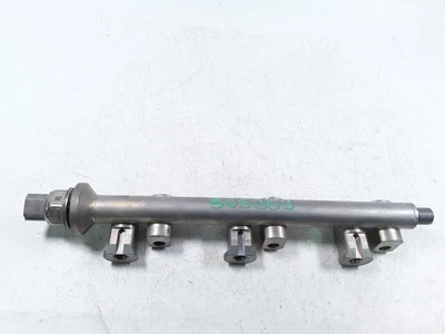 Nissan Rogue 2022- Fuel Rail Injection Moulding 95PP2 5 - Image 1 of 3