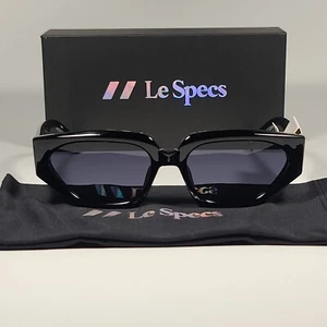 Le Specs Major! Exclusive Flat Cat Eye Sunglasses Black Frame / Gray LSP2102339 - Picture 1 of 12