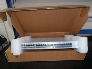 3Com SS 3 Switch 4400 48-Port 3C17204. - Picture 1 of 5