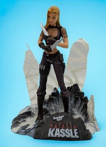 Modellino NATALIA KASSLE Danger Girls 1999 McFarlane Toys - Foto 1 di 5