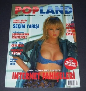 TRACI LORDS? Cvr CLAUDIA SCHIFFER-LAETITIA CASTA-CATE BLANCHETT-M LEWINSKY 34123 - Foto 1 di 24