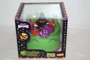 NEW GLOW IN THE DARK SILLY SQUISHIES UNICORN WITCH CAKE SQUISHY APPLE SCENTED - Picture 1 of 4