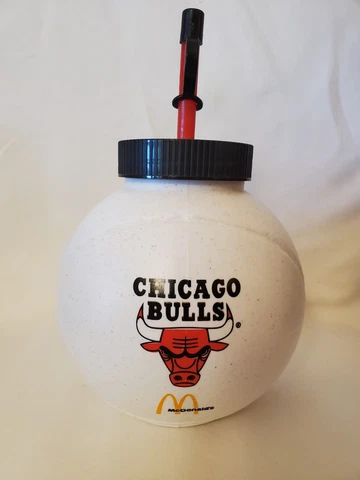Chicago Bulls McDonalds Promo Basketball Sports Water Bottle with Straw and Lid Cover