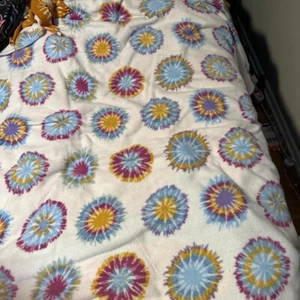 Kidcore Tie Dye Flower Power White Kohl’s Blanket 28 X 34 - Picture 1 of 4