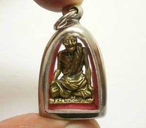 LP SUANG MINI STATUE MIRACLE MAGIC MONK THAI BUDDHA AMULET LUCKY CHARM PENDANT - Picture 1 of 7
