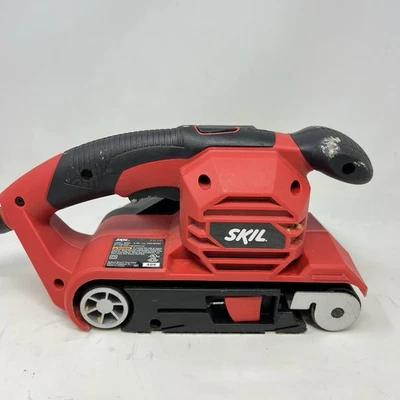 Lijadora de banda Skil 3" x 18" 6,0 AMPS eléctrica con cable herramienta roja hogar jardín equipos Foto 1 de 4