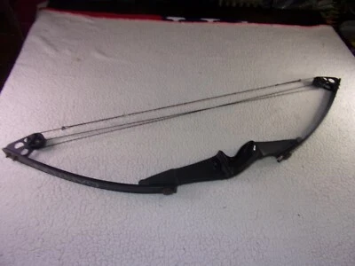 Darton Archery 20B Compound Bow - Image 1 of 4