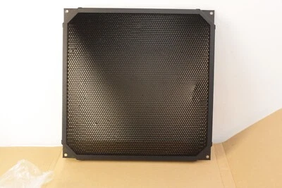 50cm HONEYCOMB & Fixing Hook Set Bowens 1832 Lighting L Type 16cm circular fit - Image 1 of 4