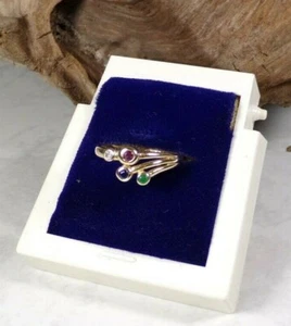 D27-99 / eleganter Ring GG 585 Saphir, Rubin Smaragd Diamantsplitter Gr. ca. 53 - Bild 1 von 8