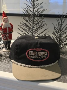 🔥 Sombrero con tirantes vintage de los años 90 King Ropes Sheridan Wyoming - Imagen 1 de 12