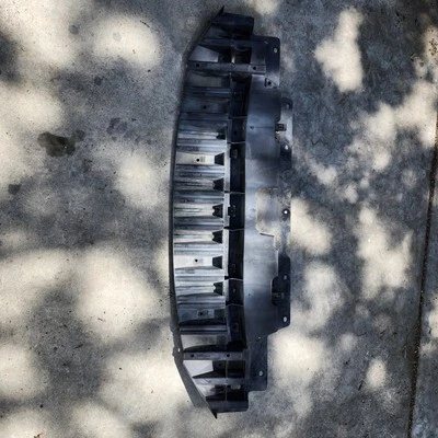 Protector contra salpicaduras de motor delantero para Nissan Sentra 2015-2019 bajo cubierta 626634taoa Foto 1 de 4