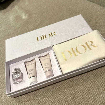 Dior 2024 Birthday Gift Novelty Miss Dior Travel 4 Pieces Set ro - Image 1 of 3