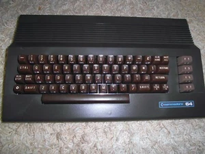 C64c - im Gehäuse SX-64 Style - guter Zustand - Bild 1 von 17