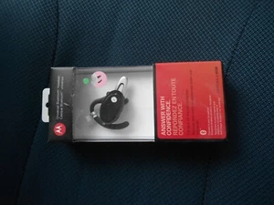 Motorola H720 Universal Bluetooth Headset - Photo 1 sur 1