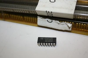 M74HC125B1 Quad Bus Buffer 3-State Ic - 5Pcs (B3) - Picture 1 of 6