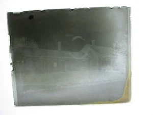 (1) LATE 1800s/EARLY 1900s GLASS NEGATIVE, FARM HOUSE, UNKNOWN LOCAL - Picture 1 of 1